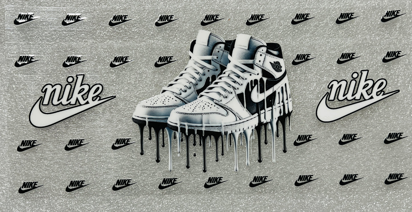 Sneakers/Fashion